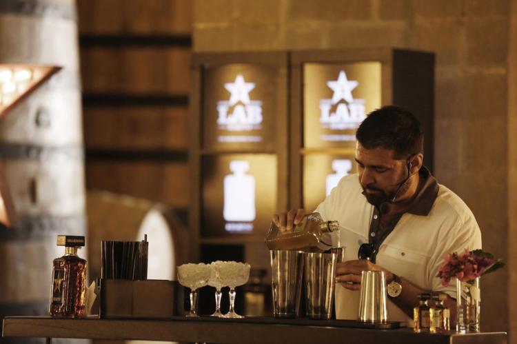 adriangomes2___resized_web