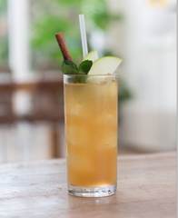 harveys-frosted-apple-ginger