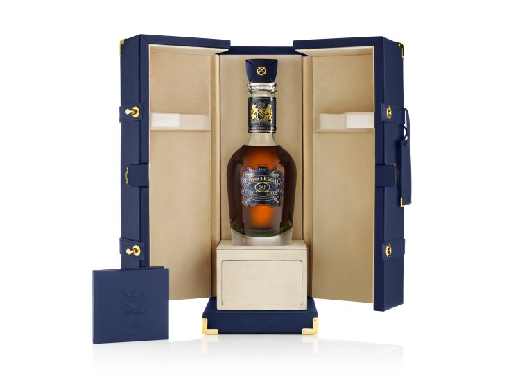 Chivas Icon - Bottle in Case LowRes